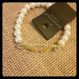 Pearl Mustache Bracelet
